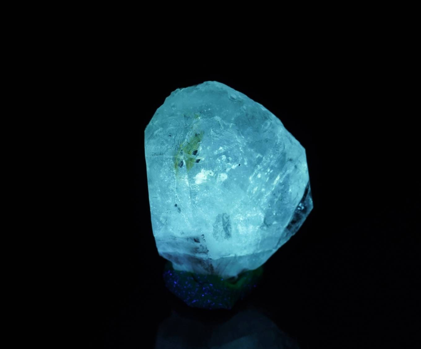 ARSAA GEMS AND MINERALSAesthetic fine quality beautiful UV reactive petroleum quartz crystal from Balochistan Pakistan, weight 8.1 grams - Premium  from ARSAA GEMS AND MINERALS - Just $60.00! Shop now at ARSAA GEMS AND MINERALS