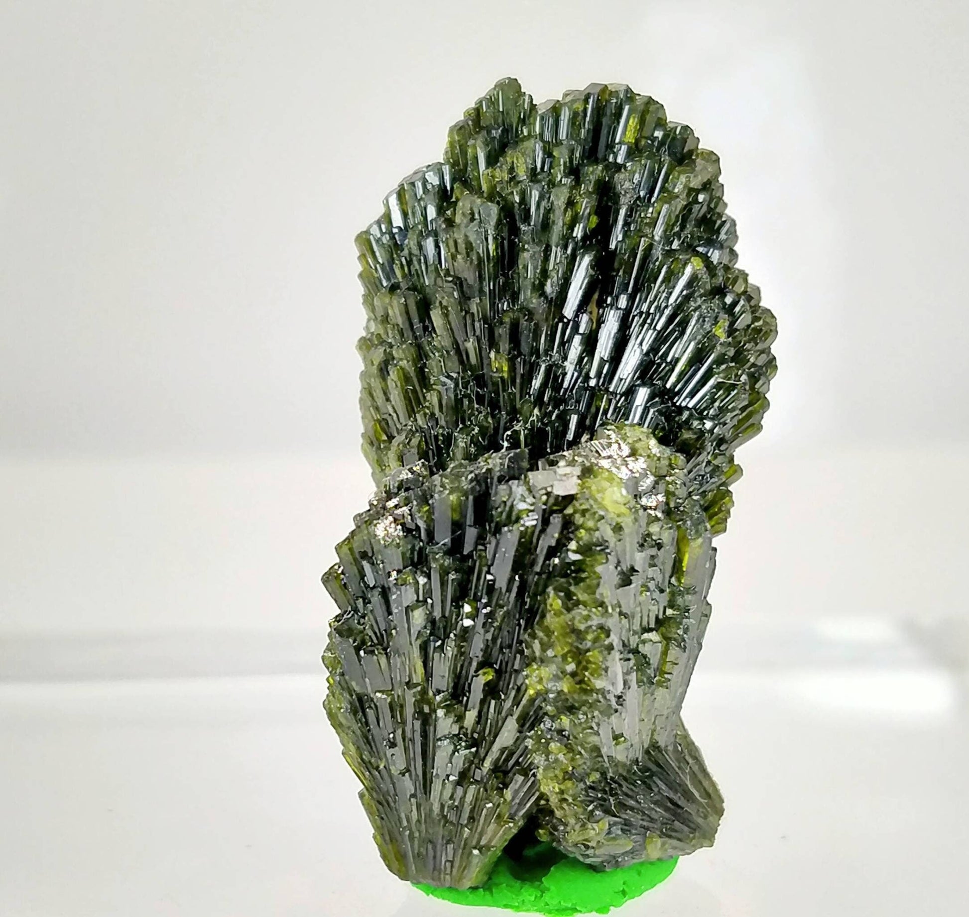 ARSAA GEMS AND MINERALSGrreen spray epidote crystal from Balochistan Pakistan, weight 14.1 grams - Premium  from ARSAA GEMS AND MINERALS - Just $25.00! Shop now at ARSAA GEMS AND MINERALS