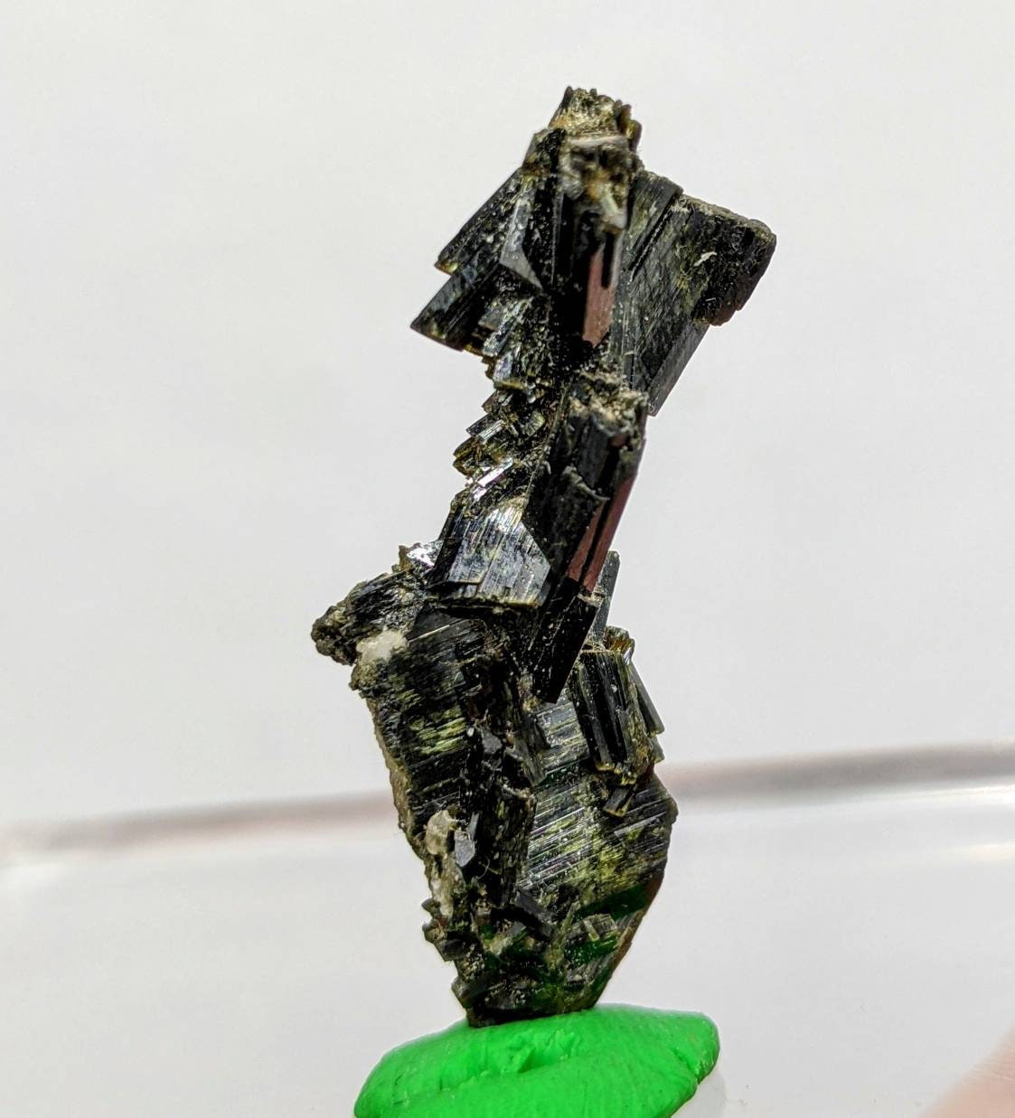 ARSAA GEMS AND MINERALSNatural aesthetic step formation terminated aegirine crystal from Pakistan, weight: 3.2 grams - Premium  from ARSAA GEMS AND MINERALS - Just $40.00! Shop now at ARSAA GEMS AND MINERALS