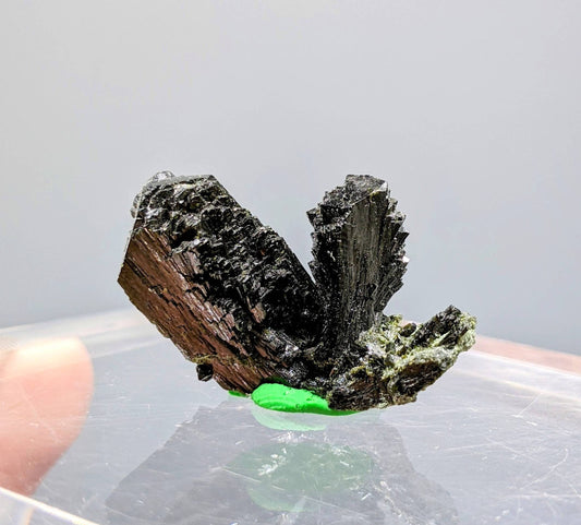 ARSAA GEMS AND MINERALSNatural green spray bowtie epidote crystal from Balochistan Pakistan, weight 9.8 grams - Premium  from ARSAA GEMS AND MINERALS - Just $35.00! Shop now at ARSAA GEMS AND MINERALS