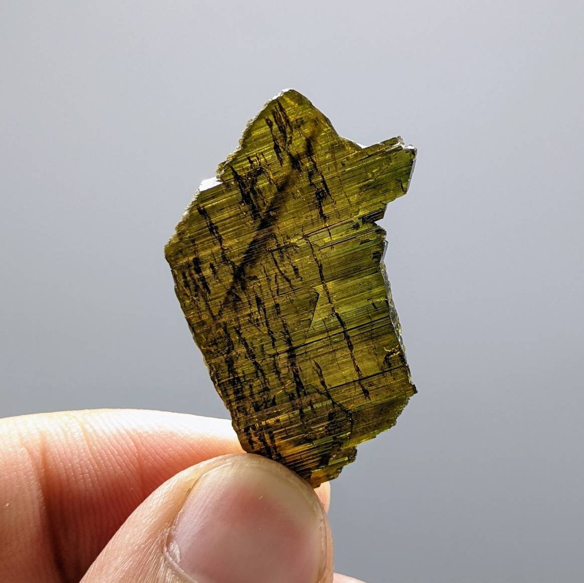 ARSAA GEMS AND MINERALSNatural fine quality beautiful 4.4 gram terminated faden green epidote crystal with wonderful structure - Premium  from ARSAA GEMS AND MINERALS - Just $20.00! Shop now at ARSAA GEMS AND MINERALS