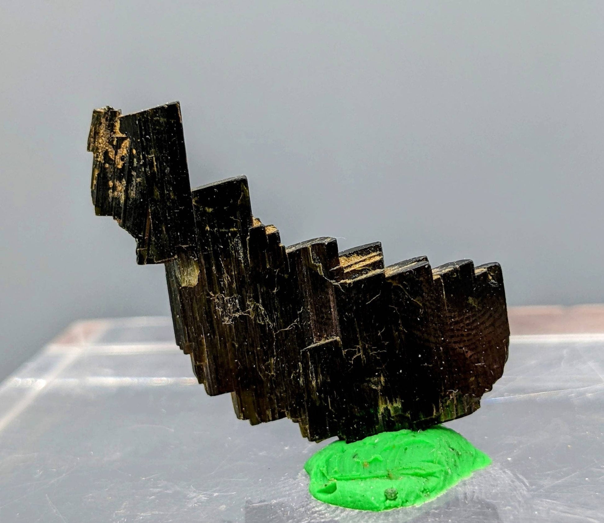 ARSAA GEMS AND MINERALSNatural aesthetic step formation terminated aegirine crystal from Pakistan, weight: 2.9 grams - Premium  from ARSAA GEMS AND MINERALS - Just $40.00! Shop now at ARSAA GEMS AND MINERALS