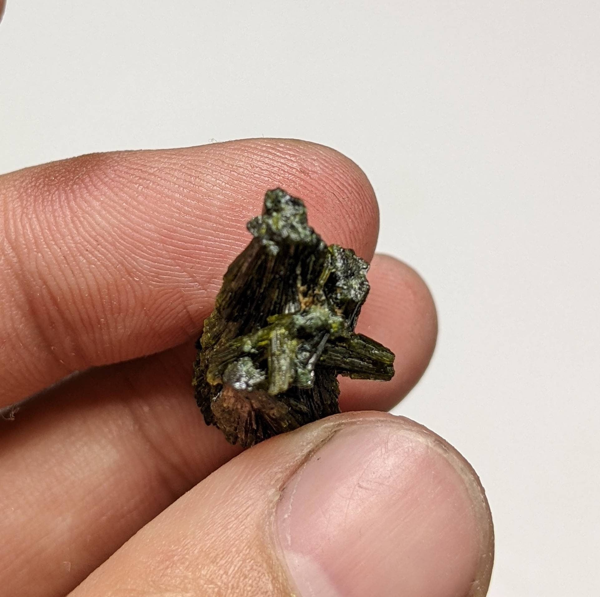 ARSAA GEMS AND MINERALSNatural green spray epidote cluster from Balochistan Pakistan, weight 5.6 grams - Premium  from ARSAA GEMS AND MINERALS - Just $15.00! Shop now at ARSAA GEMS AND MINERALS