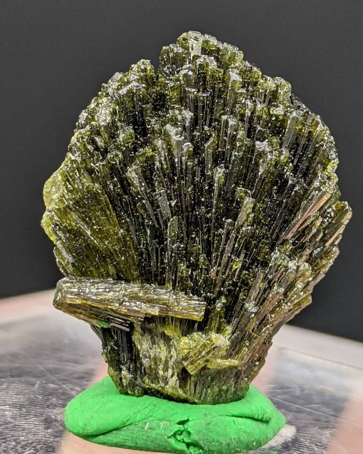ARSAA GEMS AND MINERALSNatural green spray epidote crystal from Balochistan Pakistan, weight 8.6 grams - Premium  from ARSAA GEMS AND MINERALS - Just $20.00! Shop now at ARSAA GEMS AND MINERALS