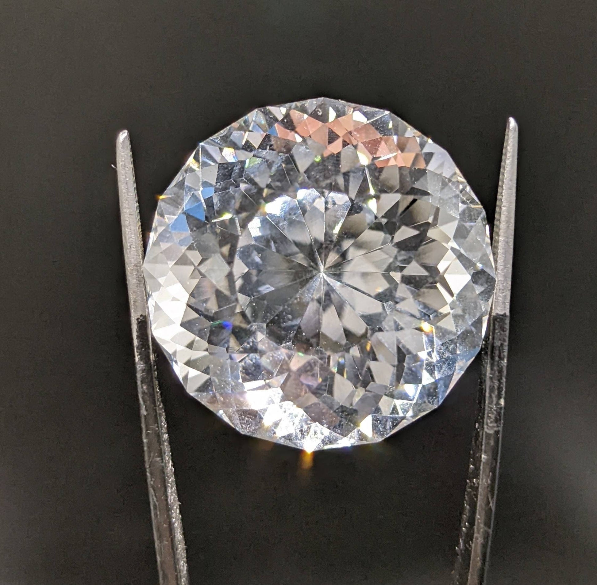 ARSAA GEMS AND MINERALSQuartz faceted gem, eye clean clarity and round cut shape, 79 carats - Premium  from ARSAA GEMS AND MINERALS - Just $80.00! Shop now at ARSAA GEMS AND MINERALS