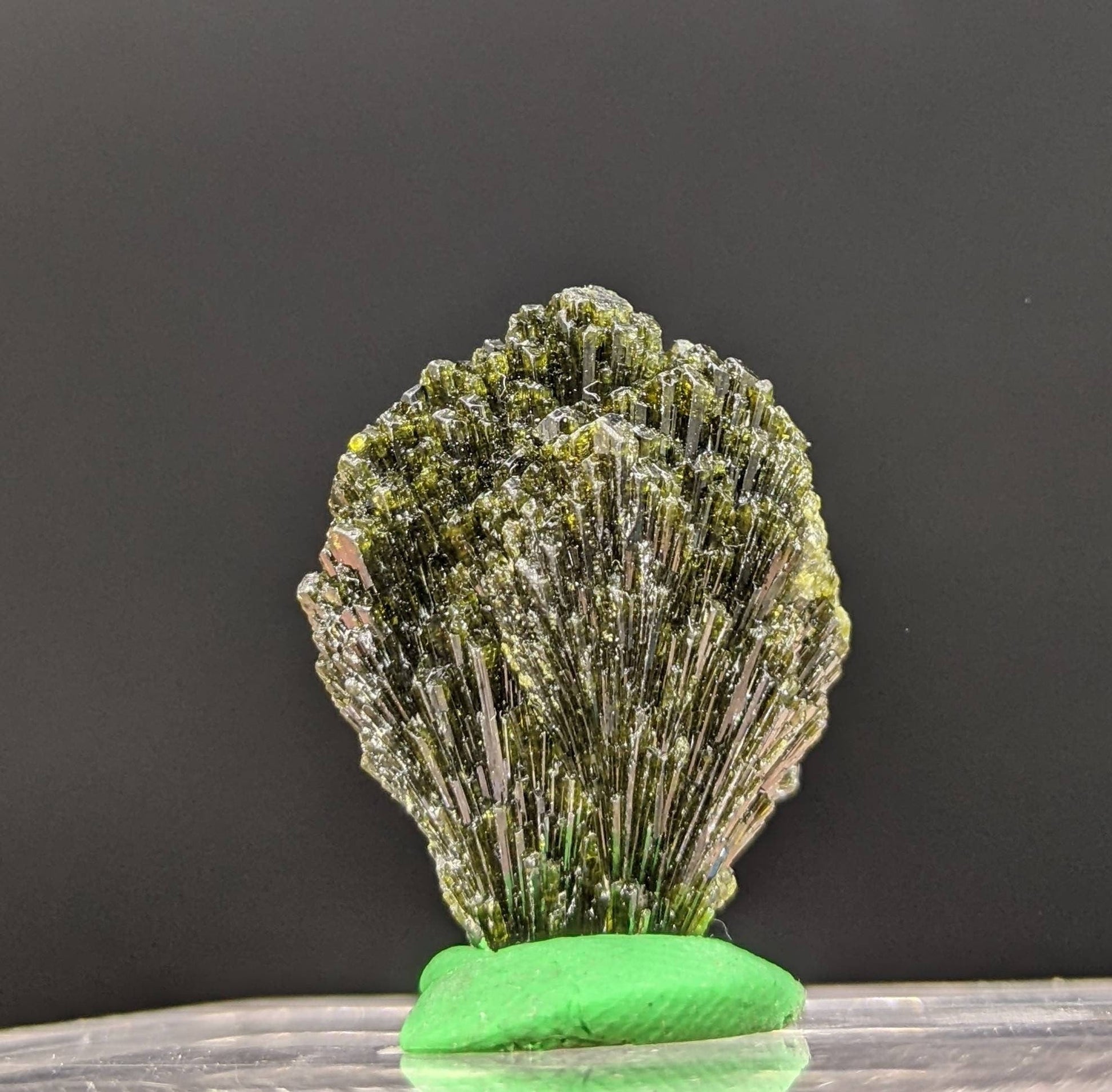 ARSAA GEMS AND MINERALSNatural green spray epidote crystal from Balochistan Pakistan, weight 8.6 grams - Premium  from ARSAA GEMS AND MINERALS - Just $20.00! Shop now at ARSAA GEMS AND MINERALS