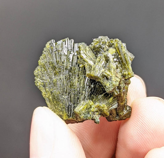 ARSAA GEMS AND MINERALSNatural green spray epidote crystal from Balochistan Pakistan, weight 13.8 grams - Premium  from ARSAA GEMS AND MINERALS - Just $25.00! Shop now at ARSAA GEMS AND MINERALS