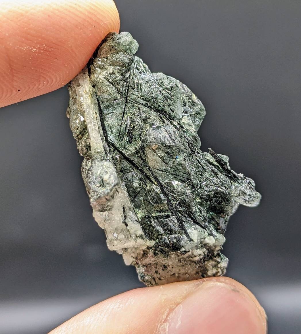 ARSAA GEMS AND MINERALSApatite crystal with green basolite inclusion from KP Pakistan, 11.5 grams - Premium  from ARSAA GEMS AND MINERALS - Just $30.00! Shop now at ARSAA GEMS AND MINERALS